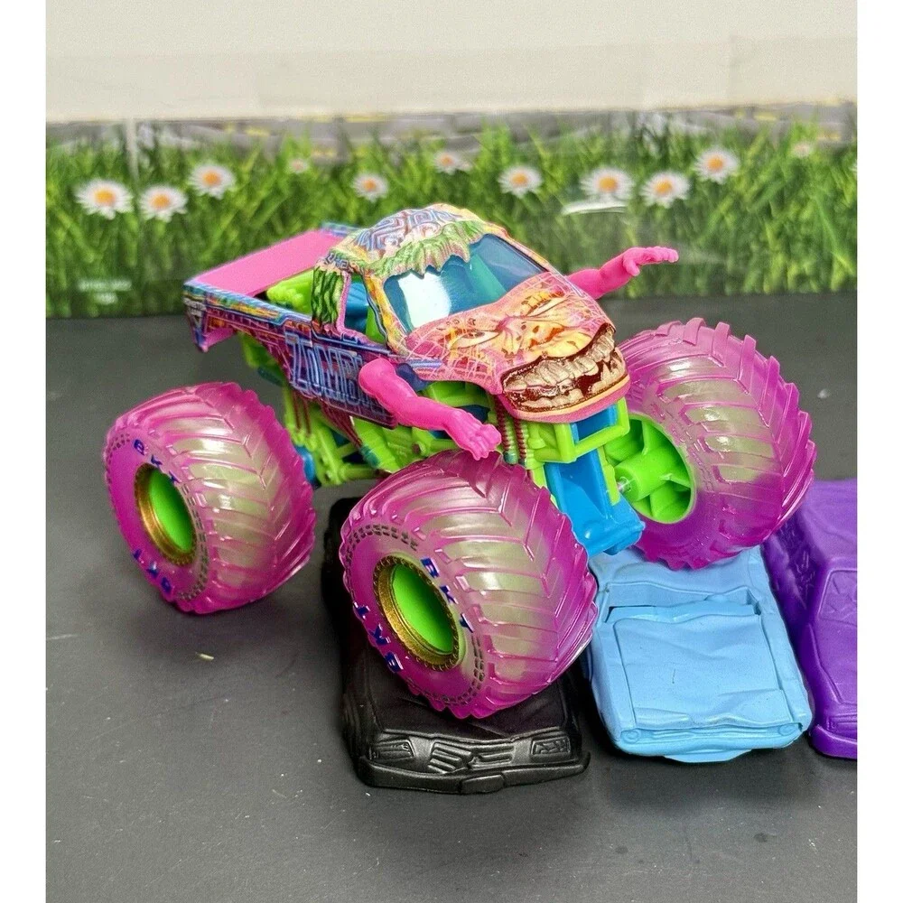 Custom Monster Jam Monster Truck 1:64 Zombie Cyberflare Pink Blue Green Neon